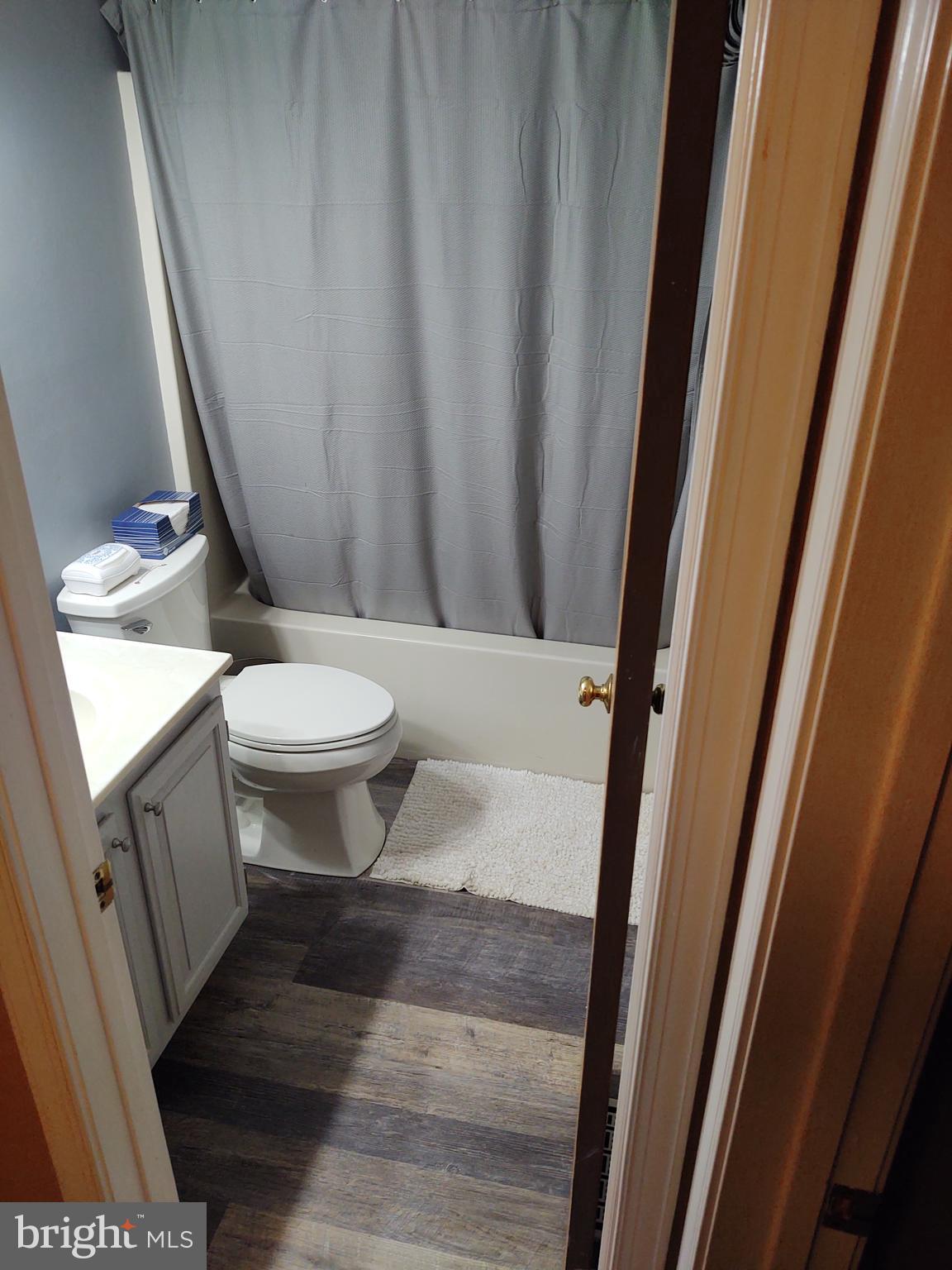 12 Deer Run Road Perkasie, PA 18944 - Photo 7 of 33 BAthroom