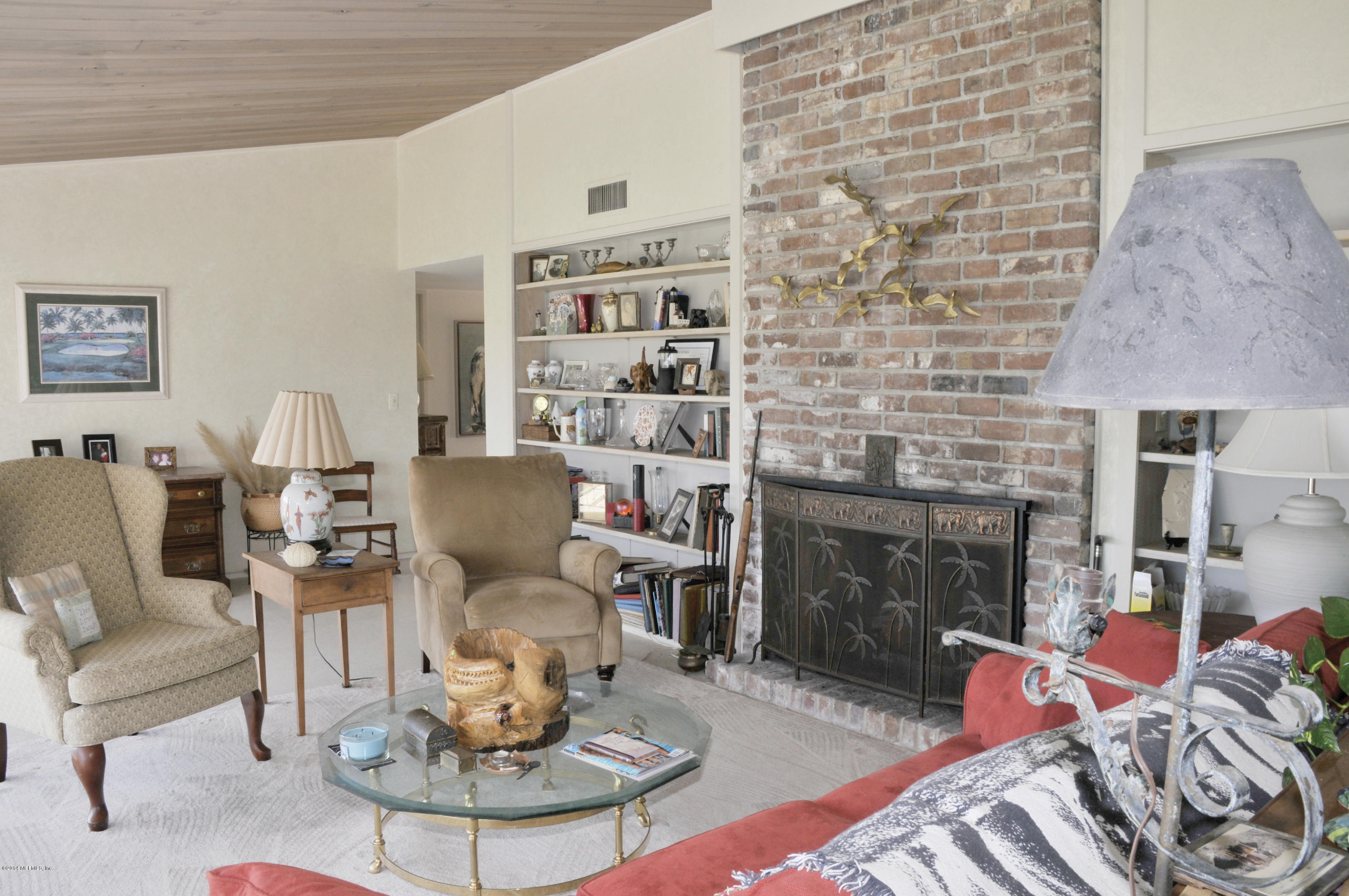 24 Solana Road Ponte Vedra Beach, FL 32082 - Photo 16 of 28 Living Room