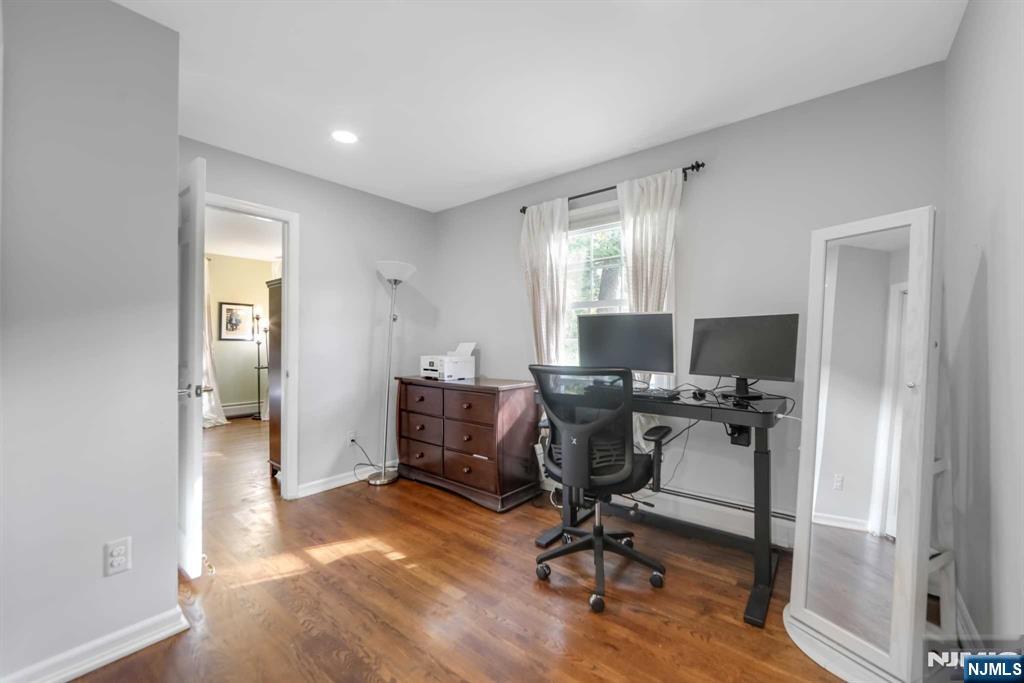 5 Monroe Drive Mahwah, NJ 07430 - Photo 23 of 32
