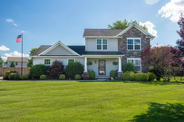 $429,900 | 25 Fieldcrest Drive, Centerburg, OH 43011