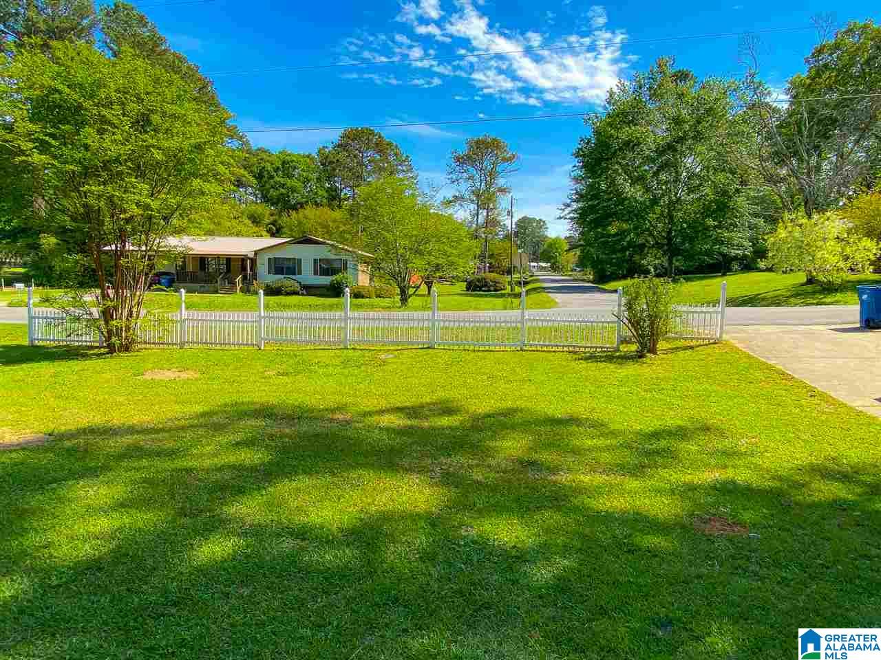 307 Adelaide Street Southwest Jacksonville, AL 36265 - Photo 2 of 30