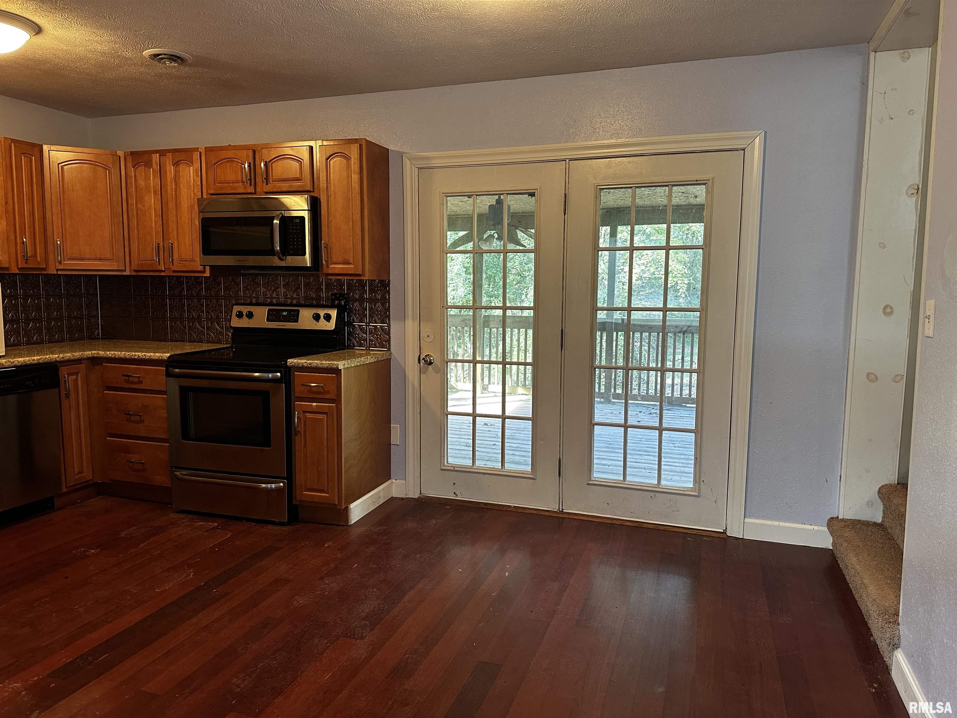 13253 North Greenbriar Road Carterville, IL 62918 - Photo 14 of 29