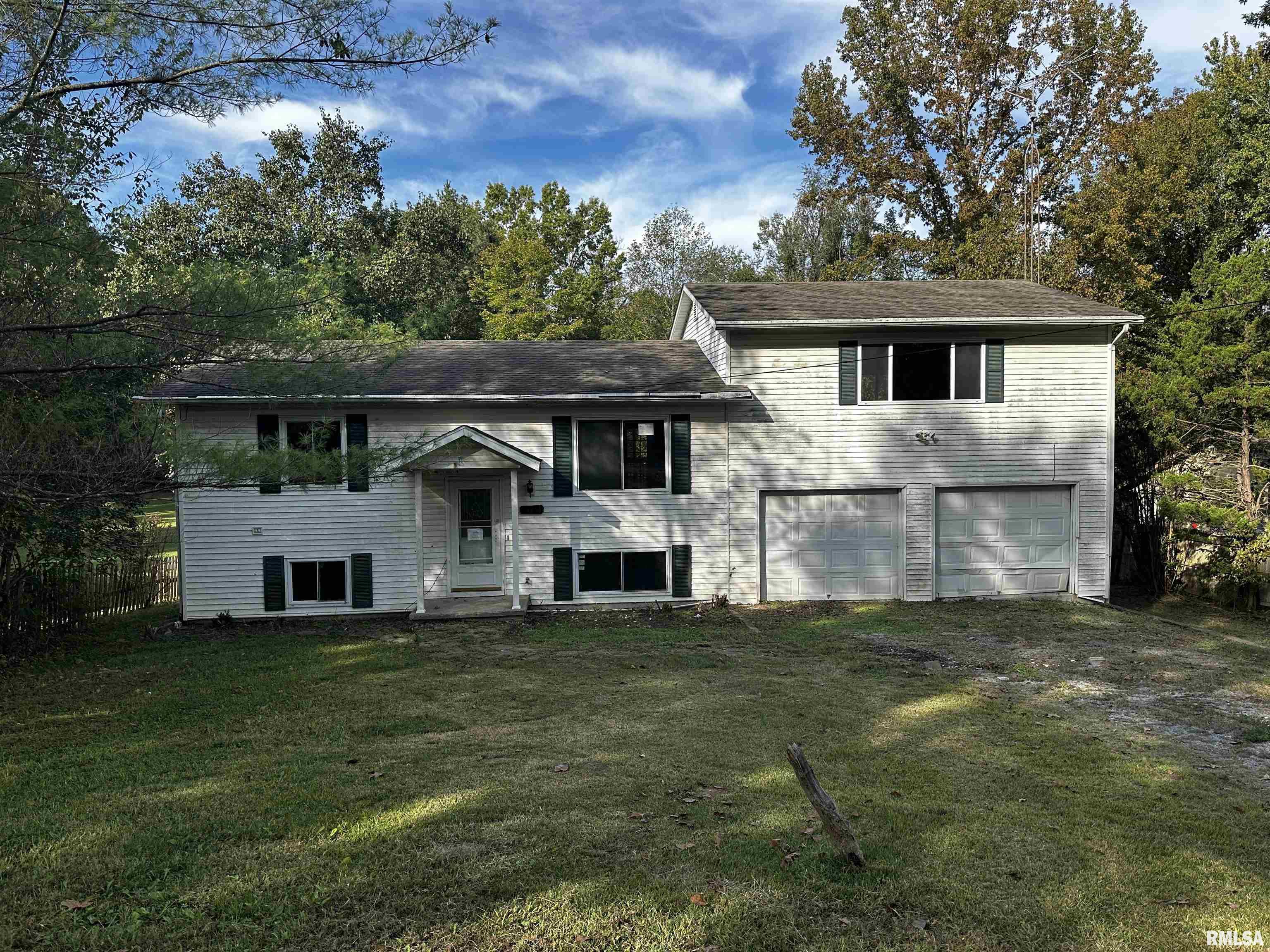 13253 North Greenbriar Road Carterville, IL 62918 - Photo 2 of 29