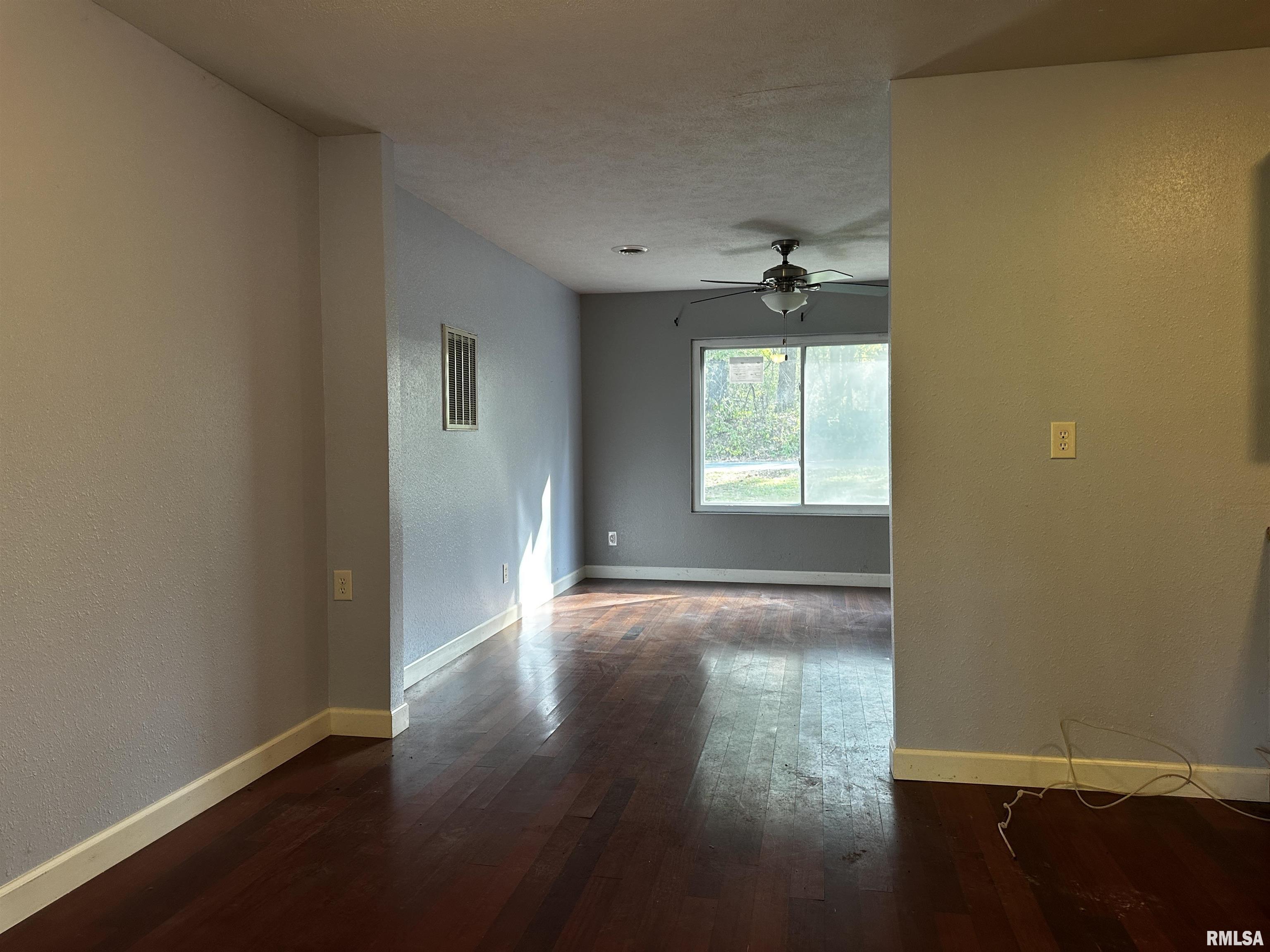 13253 North Greenbriar Road Carterville, IL 62918 - Photo 21 of 29