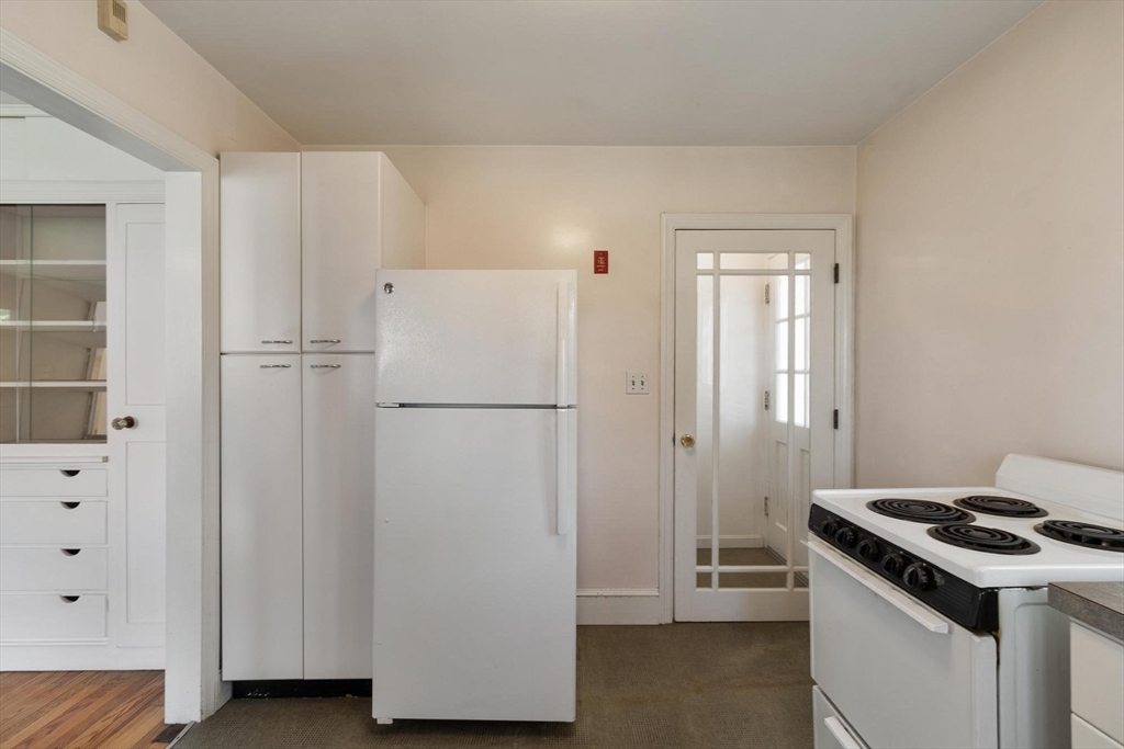 4 Bicknell Terrace Lawrence, MA 01841 - Photo 12 of 36