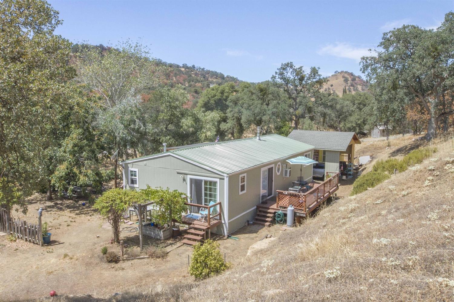 47820 Creekside Road Squaw Valley, CA 93675 - Photo 6 of 54 Gallery Image 6