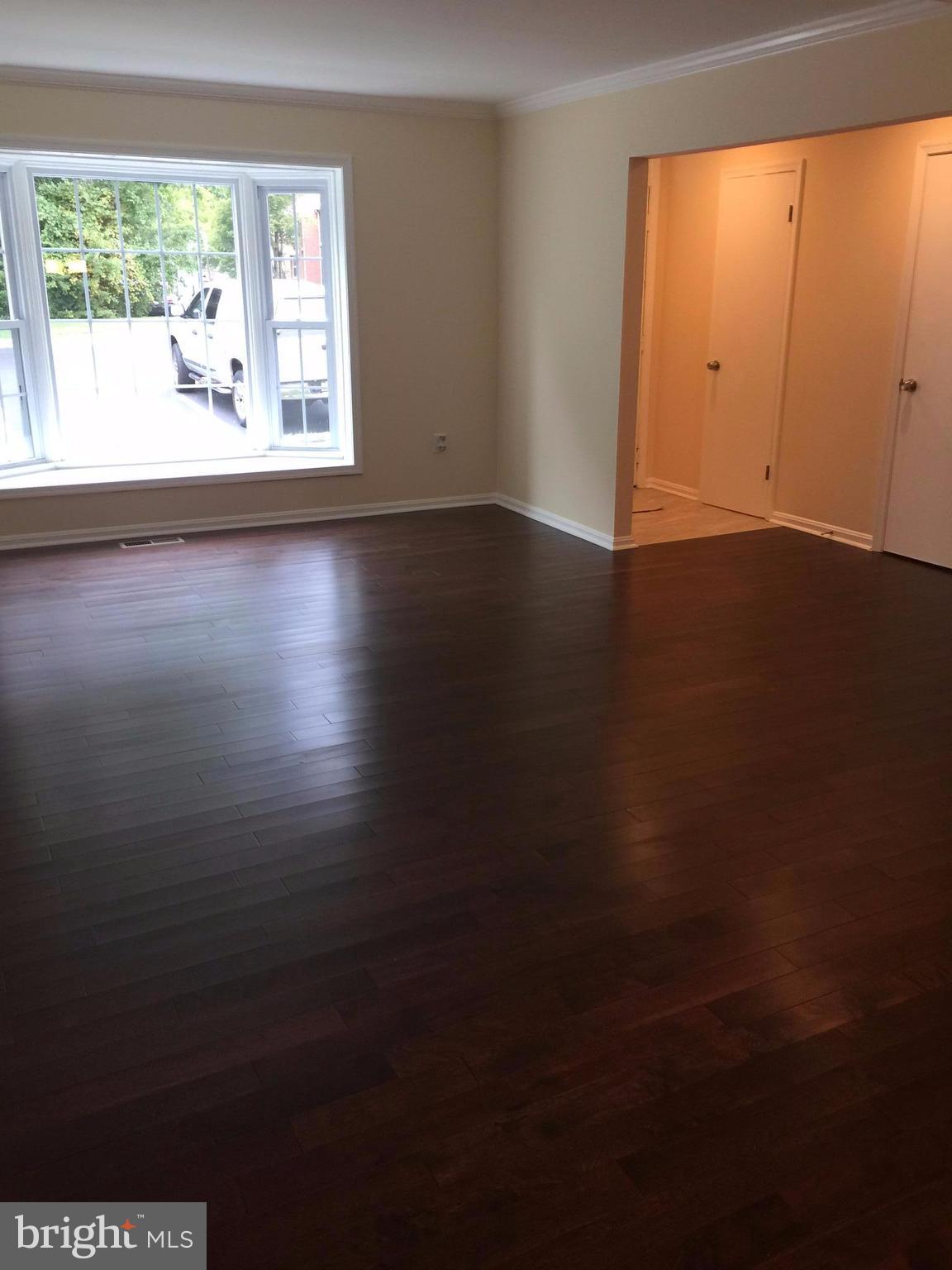 8102 Sleepy View Lane Springfield, VA 22153 - Photo 15 of 30 Interior (General)