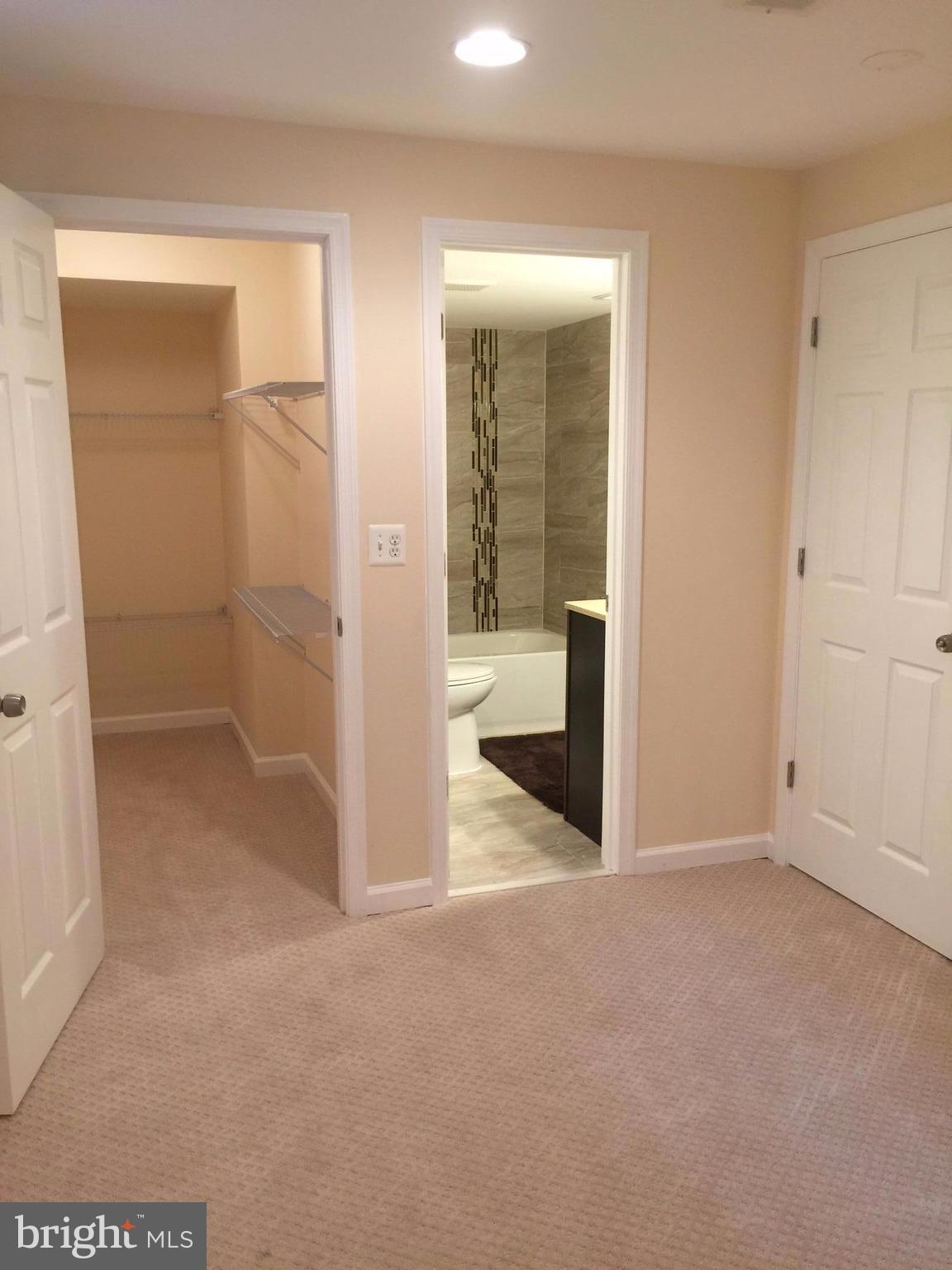 8102 Sleepy View Lane Springfield, VA 22153 - Photo 24 of 30 Bath