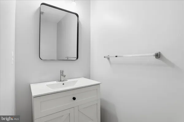 $4,600 | 504 Autumn Wind Way, Rockville, MD 20850