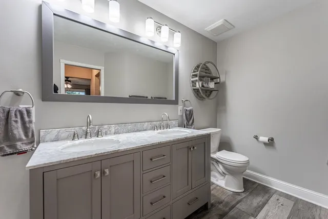 $292,500 | 2108 Lake Summerset Road, Lake Summerset, IL 61019