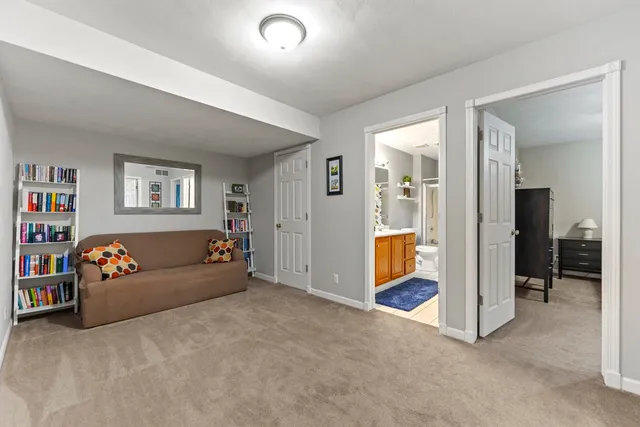 $292,500 | 2108 Lake Summerset Road, Lake Summerset, IL 61019