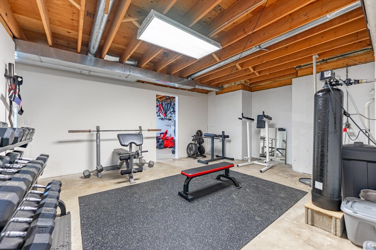 2108 Lake Summerset Road Lake Summerset, IL 61019 - Photo 34 of 53 a room with gym equipment