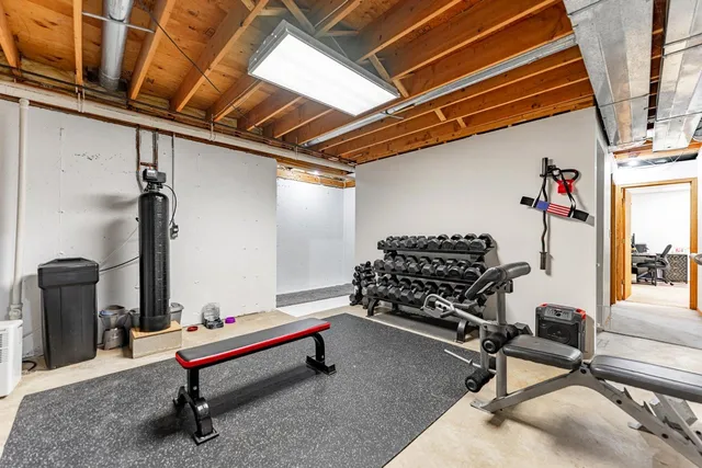 $292,500 | 2108 Lake Summerset Road, Lake Summerset, IL 61019