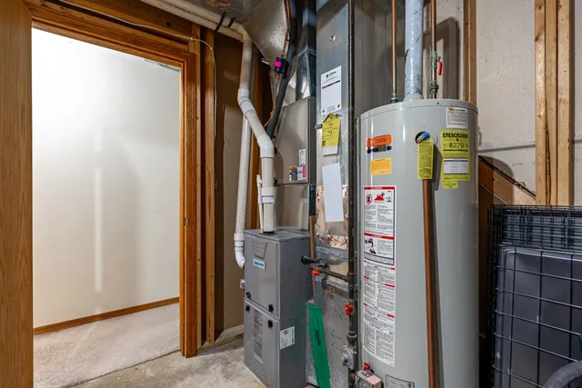 $292,500 | 2108 Lake Summerset Road, Lake Summerset, IL 61019