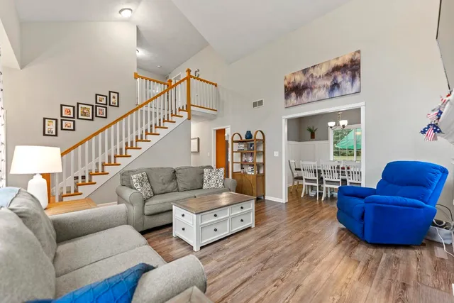 $292,500 | 2108 Lake Summerset Road, Lake Summerset, IL 61019