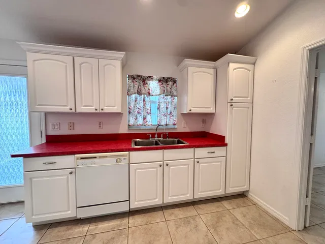 $350,000 | 8379 189th NW Avenue, Okeechobee, FL 34972