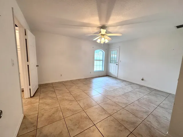 $350,000 | 8379 189th NW Avenue, Okeechobee, FL 34972