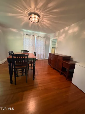 $249,000 | 313 Northeast Centre Avenue Avenue, Coeburn, VA 24230