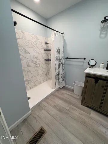 $249,000 | 313 Northeast Centre Avenue Avenue, Coeburn, VA 24230