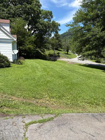 $249,000 | 313 Northeast Centre Avenue Avenue, Coeburn, VA 24230