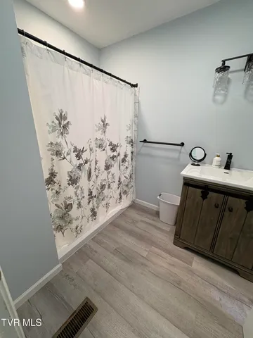 $249,000 | 313 Northeast Centre Avenue Avenue, Coeburn, VA 24230