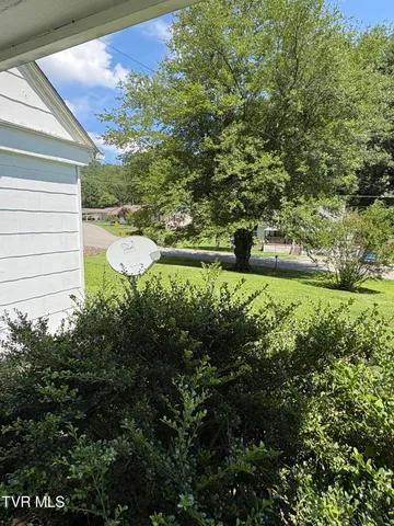 $249,000 | 313 Northeast Centre Avenue Avenue, Coeburn, VA 24230