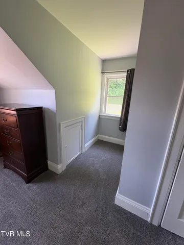 $249,000 | 313 Northeast Centre Avenue Avenue, Coeburn, VA 24230