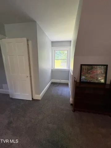 $249,000 | 313 Northeast Centre Avenue Avenue, Coeburn, VA 24230