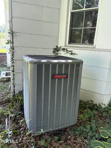 $249,000 | 313 Northeast Centre Avenue Avenue, Coeburn, VA 24230