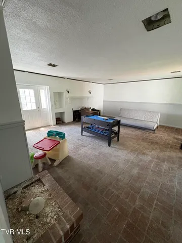 $249,000 | 313 Northeast Centre Avenue Avenue, Coeburn, VA 24230