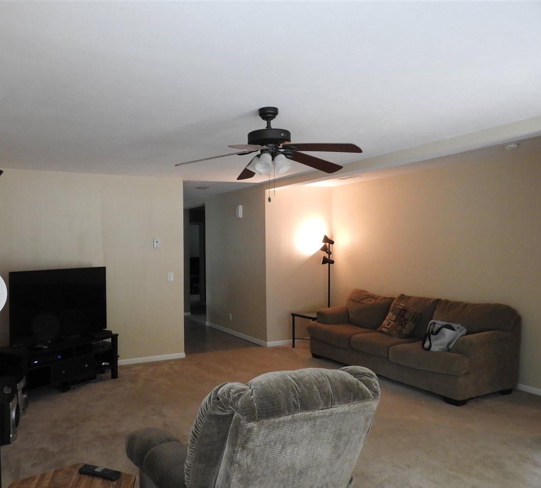 6008 West Tower Road Bloomington, IN 47403 - Photo 5 of 32