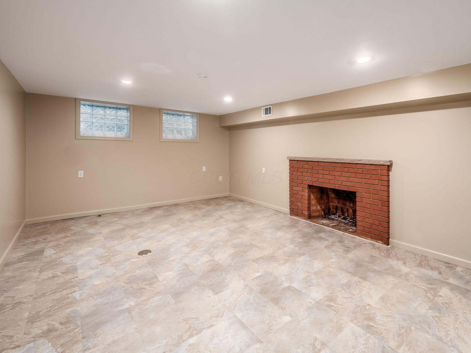 2080 Chardon Road Columbus, OH 43220 - Photo 50 of 115 038_ Upper Arlington OH 43220