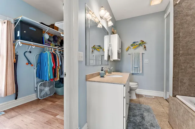 $875,000 | 14984 County Road 300 West, Wheatfield, IN 46392