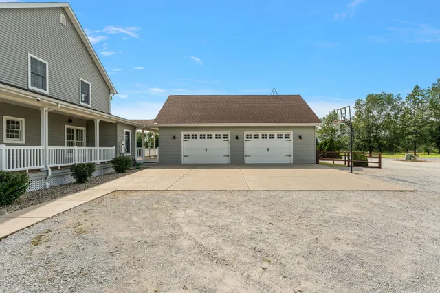 $875,000 | 14984 County Road 300 West, Wheatfield, IN 46392