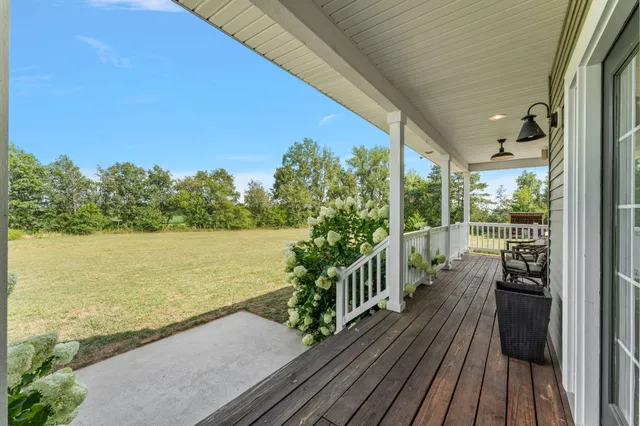 $875,000 | 14984 County Road 300 West, Wheatfield, IN 46392