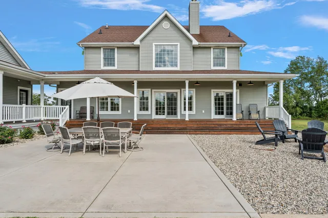 $875,000 | 14984 County Road 300 West, Wheatfield, IN 46392