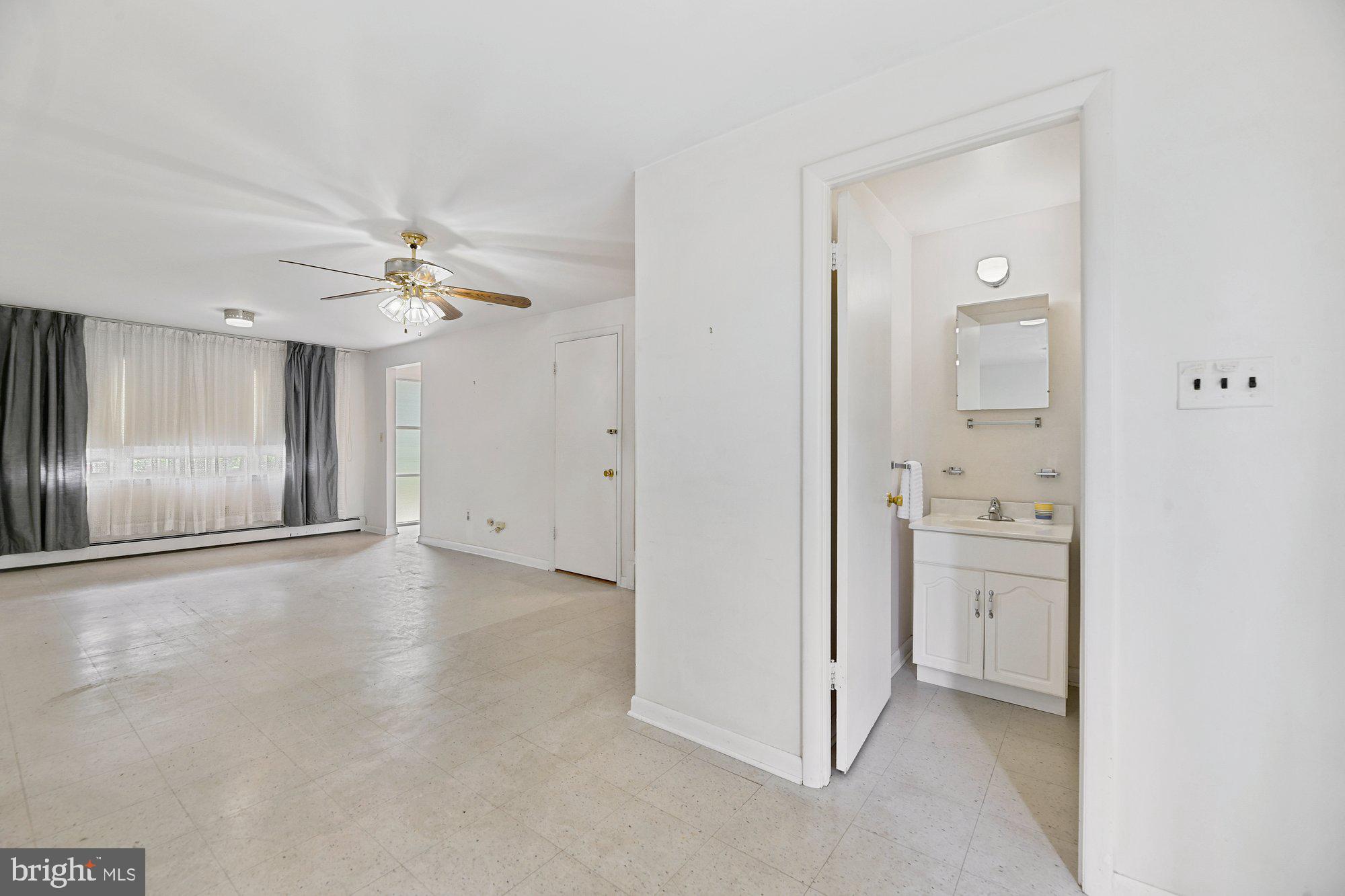 1620 Weyburn Road Baltimore, MD 21237 - Photo 17 of 35 Gallery Image 17