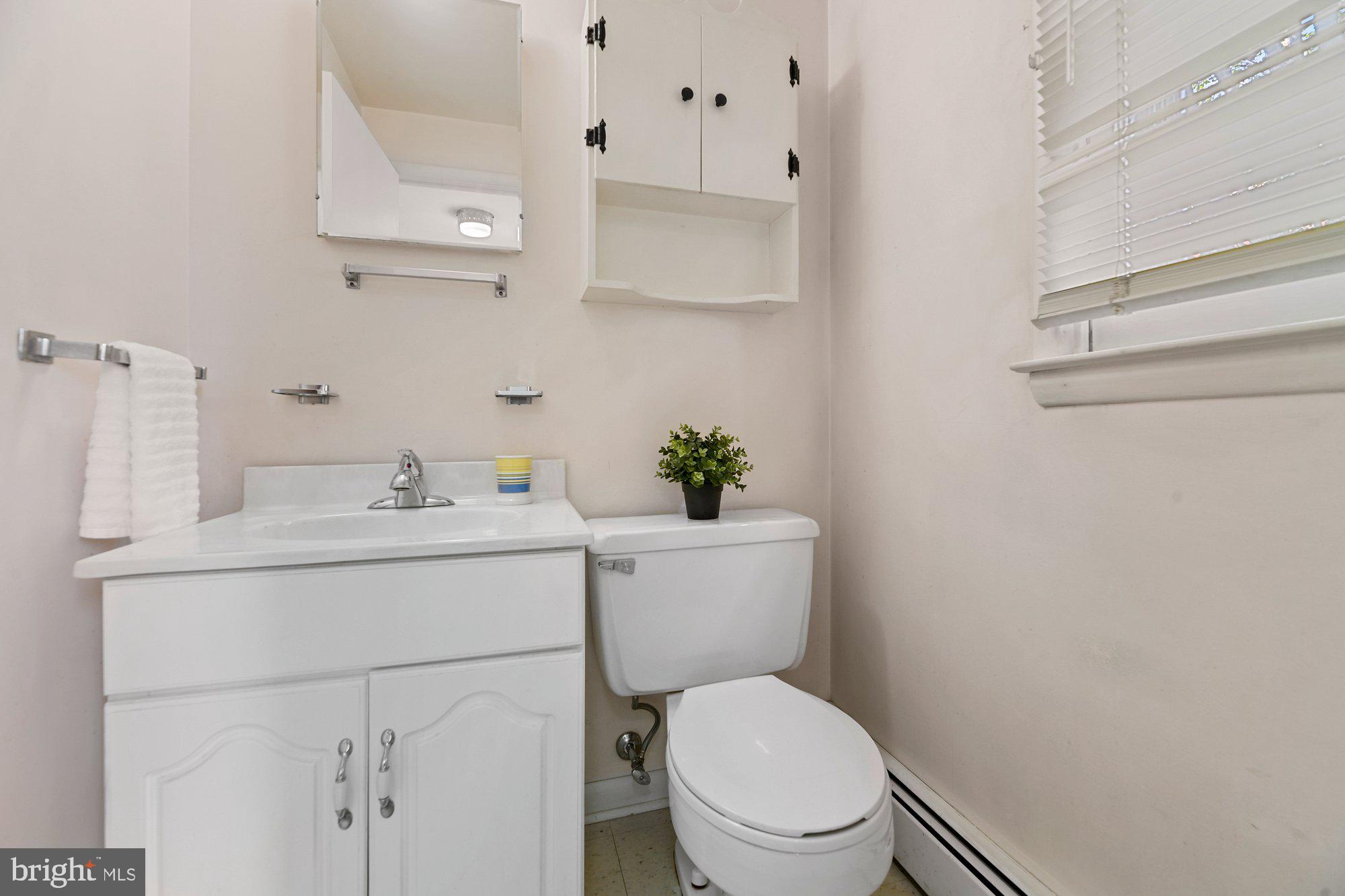 1620 Weyburn Road Baltimore, MD 21237 - Photo 18 of 35 Gallery Image 18