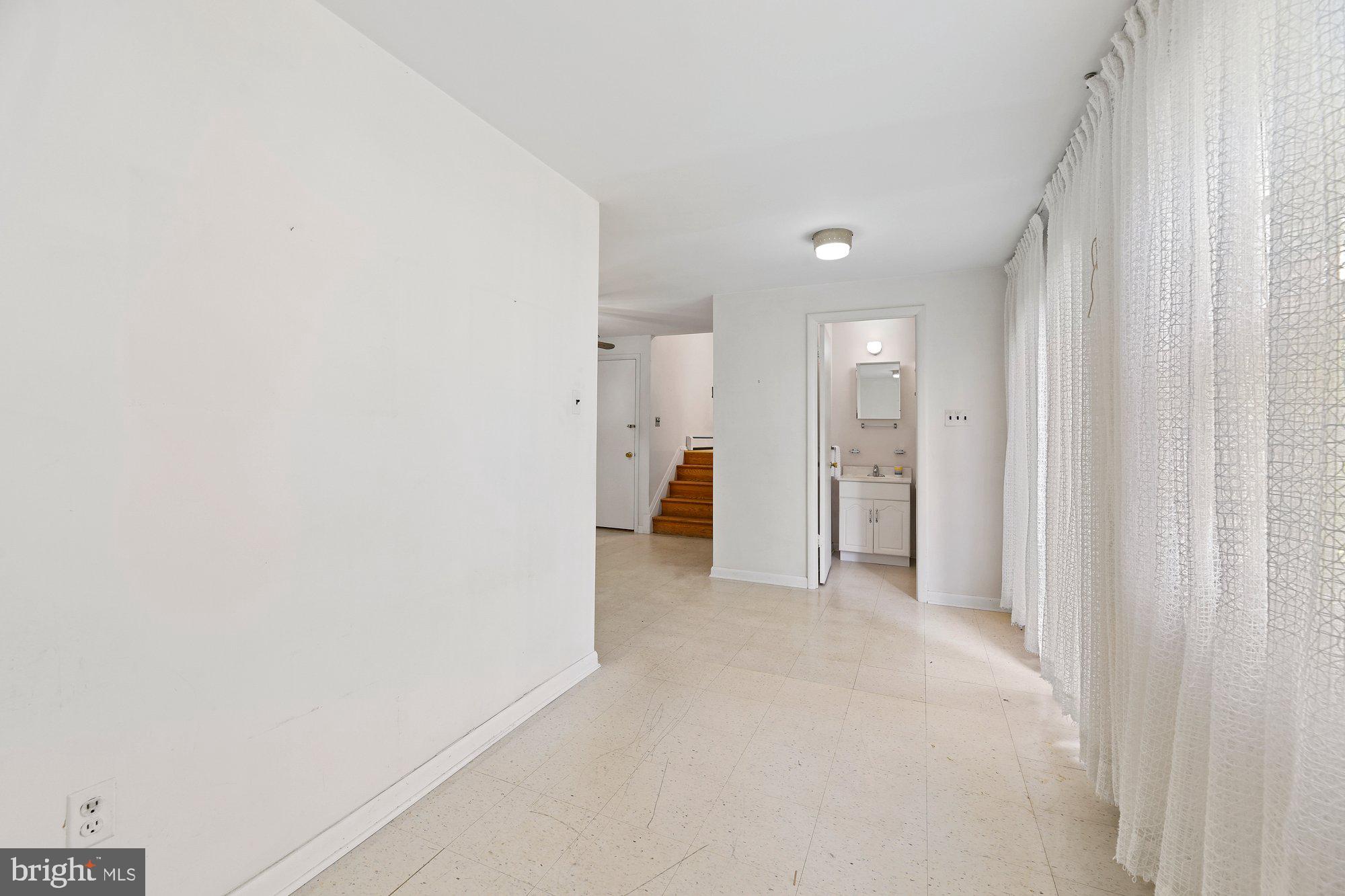 1620 Weyburn Road Baltimore, MD 21237 - Photo 19 of 35 Gallery Image 19
