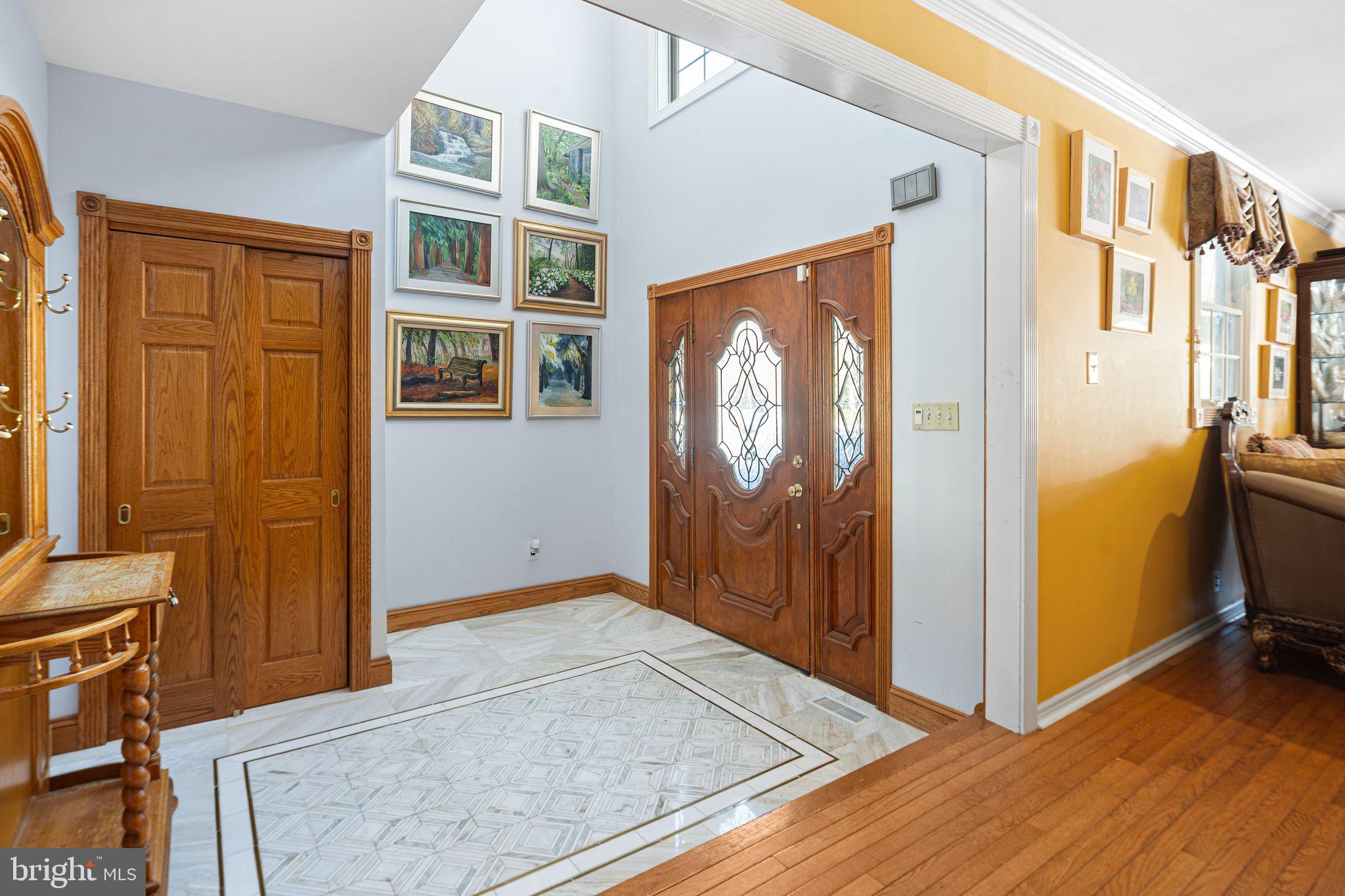 113 White Oak Road Cherry Hill, NJ 08034 - Photo 3 of 39