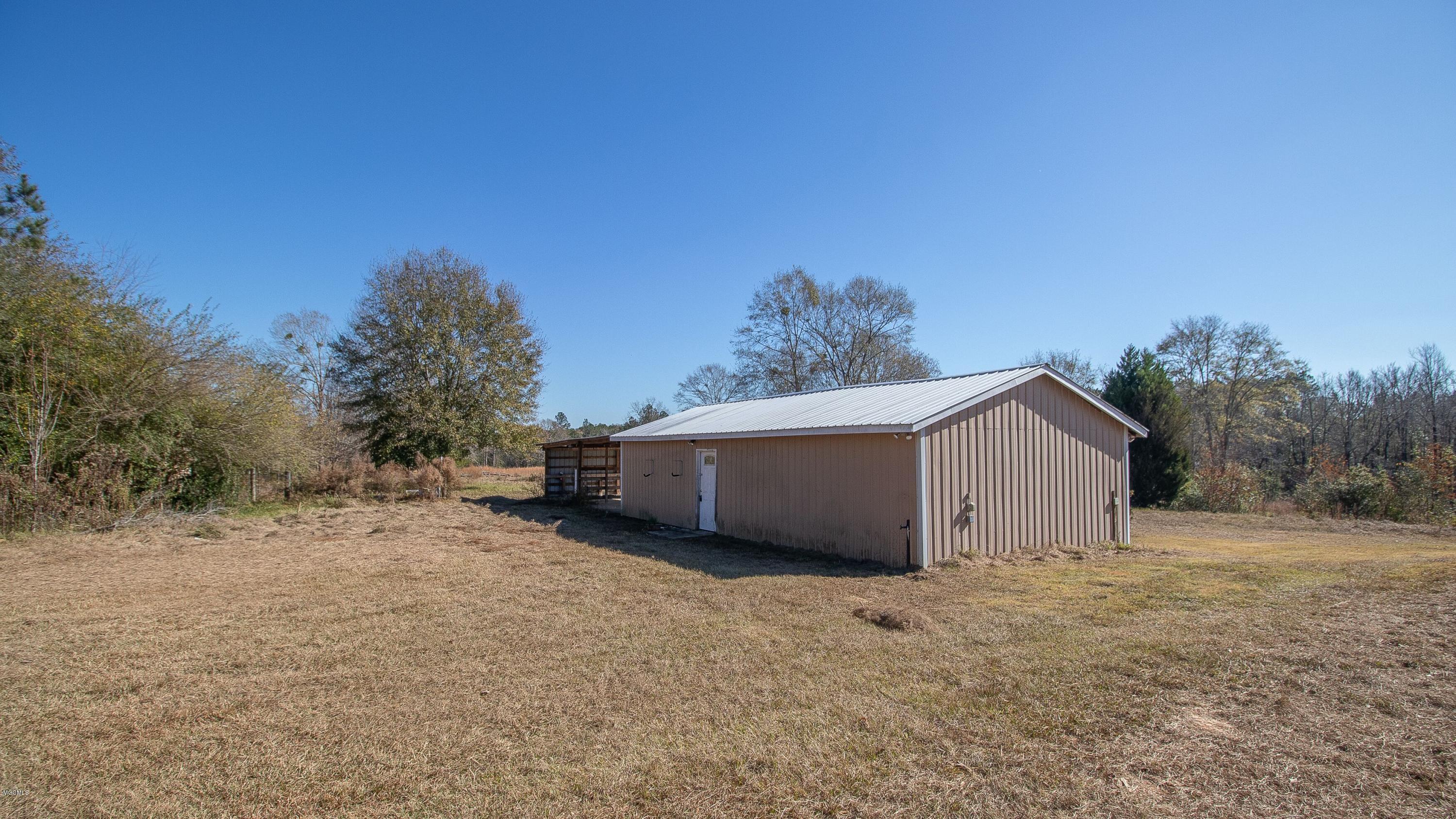 252 Shawtown Road Perkinston, MS 39573 - Photo 17 of 18 FF800F86-5141-499F-A375-210DC655CED9