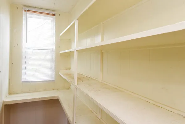 $1,500 | 3734 West Wabansia Avenue, Unit 2R, Chicago, IL 60647