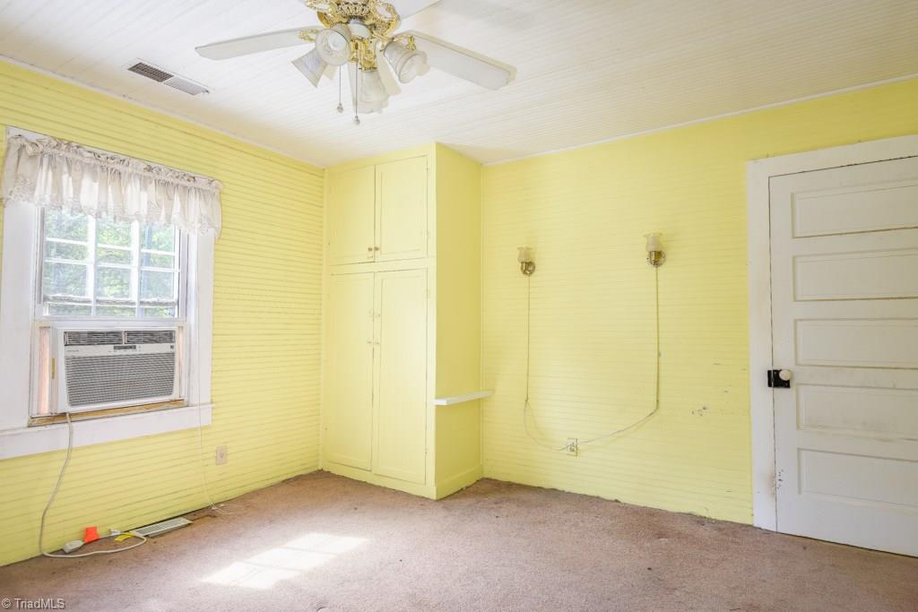 1109 Mountain View Road King, NC 27021 - Photo 11 of 26