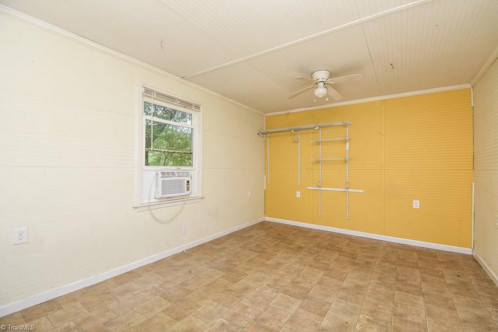 1109 Mountain View Road King, NC 27021 - Photo 15 of 26