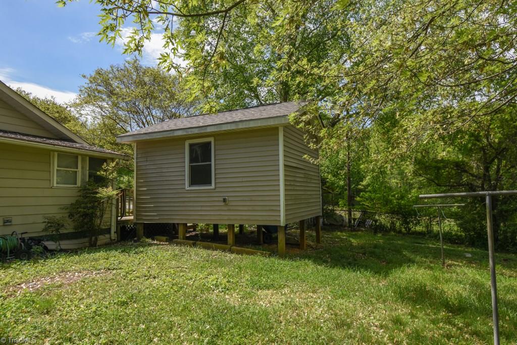 1109 Mountain View Road King, NC 27021 - Photo 25 of 26