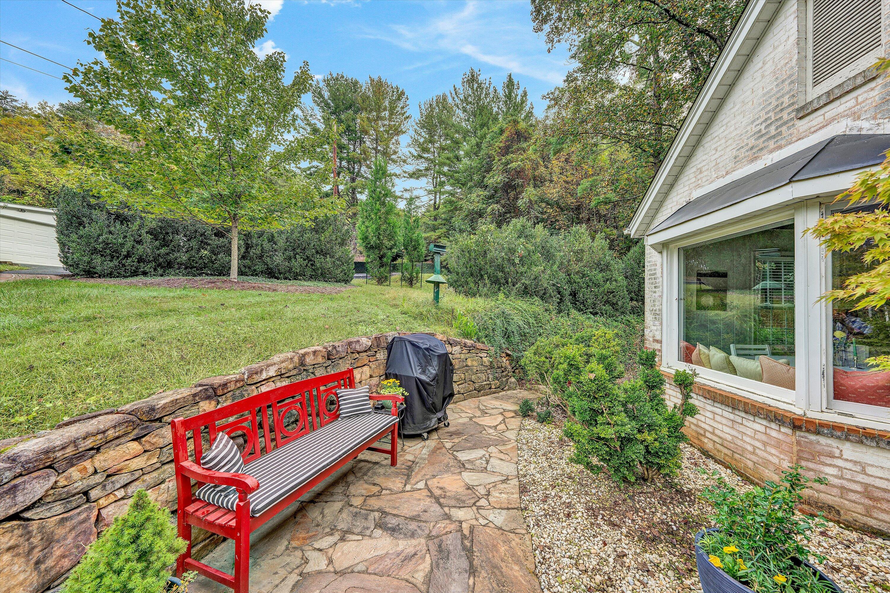 400 Walnut Road Salem, VA 24153 - Photo 13 of 97 11-DSC00166