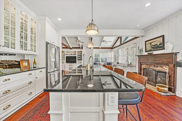 $1,275,000 | 400 Walnut Road, Salem, VA 24153