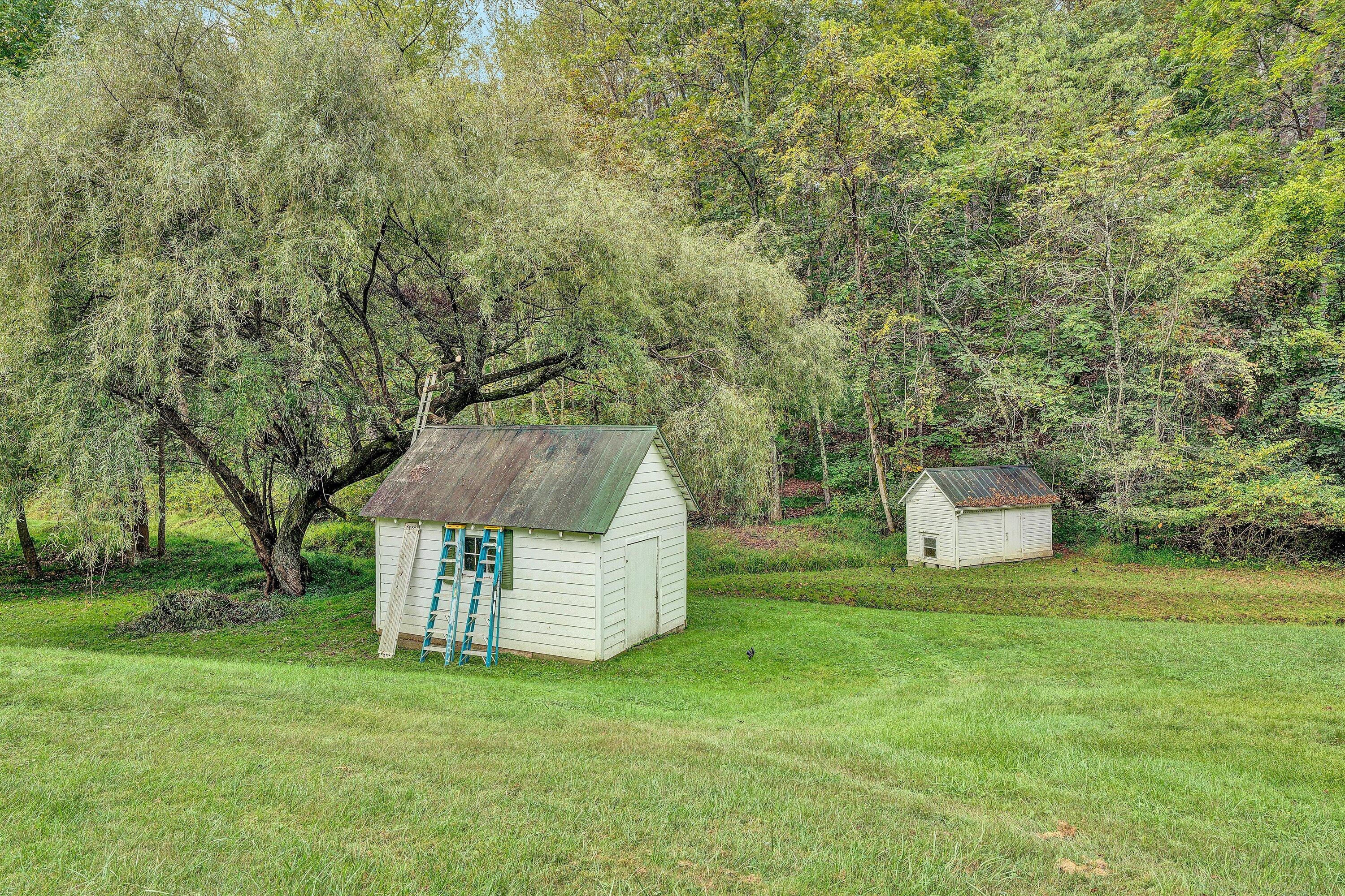 400 Walnut Road Salem, VA 24153 - Photo 69 of 97 56-DSC00139