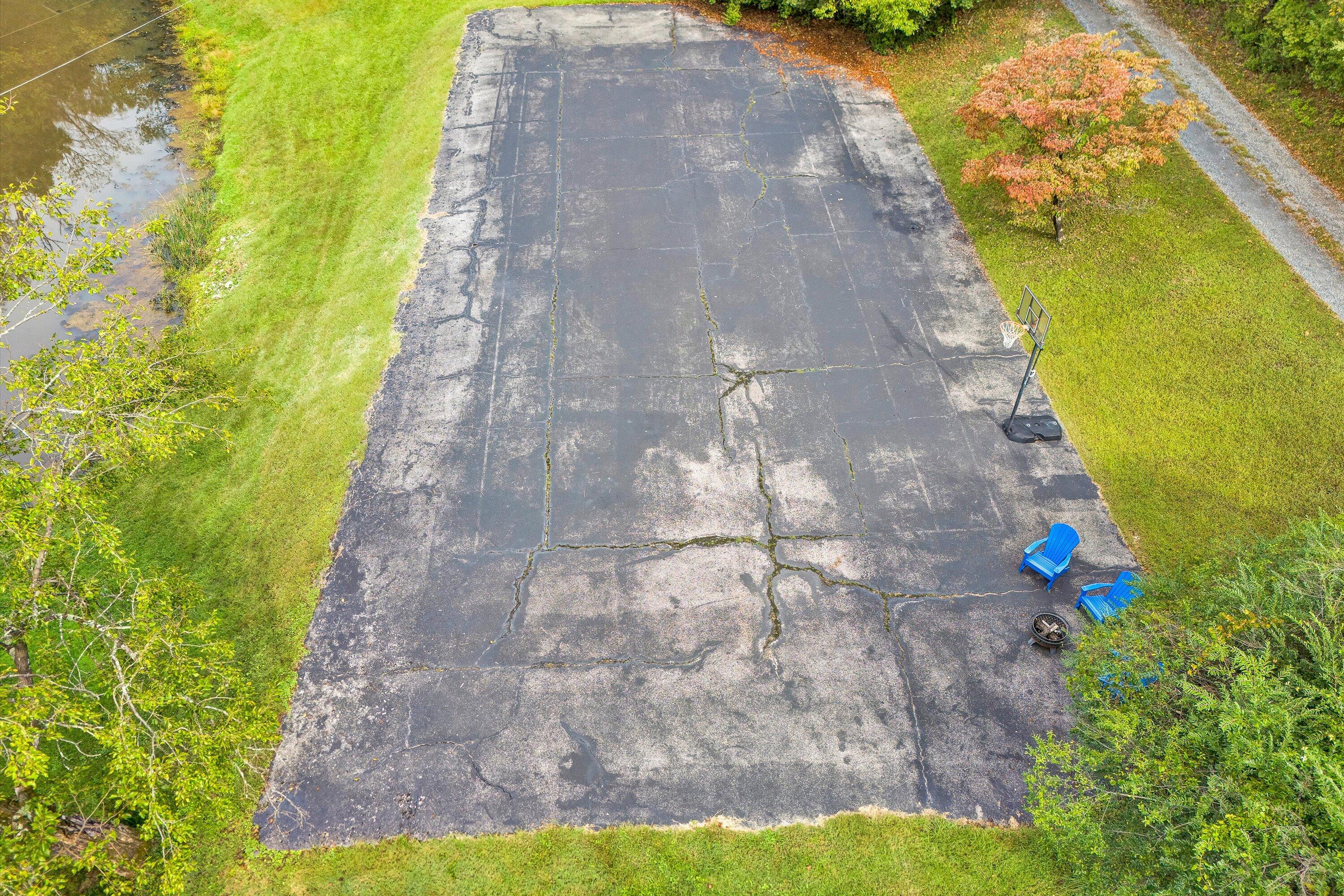 400 Walnut Road Salem, VA 24153 - Photo 78 of 97 65-DJI_20250929105204_0621