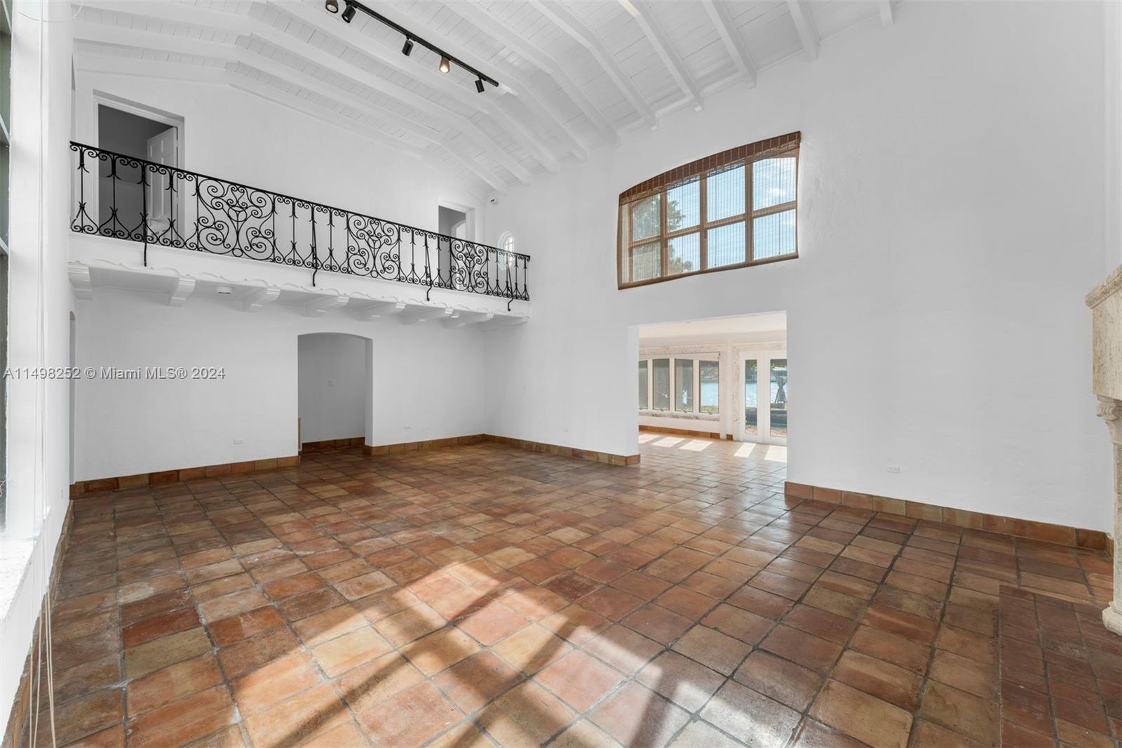 12 Lagorce Circle Miami Beach, FL 33141 - Photo 16 of 23 a view of an empty room